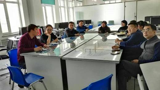 信息與計(jì)算機(jī)工程學(xué)院黨支部深入學(xué)習(xí)十九大精神，以計(jì)算機(jī)網(wǎng)絡(luò)工程為著力點(diǎn)強(qiáng)化使命擔(dān)當(dāng)